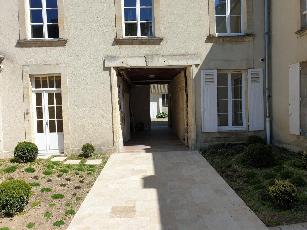Au Loup Historic Apartments Bayeux Exteriér fotografie