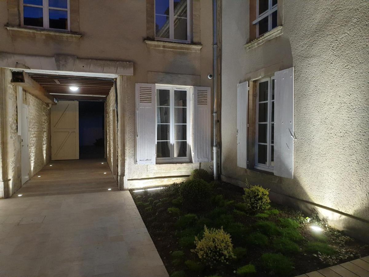 Au Loup Historic Apartments Bayeux Exteriér fotografie